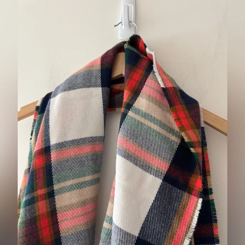 J. Crew Classic Plaid‎ Fall Scarf With Fringe
